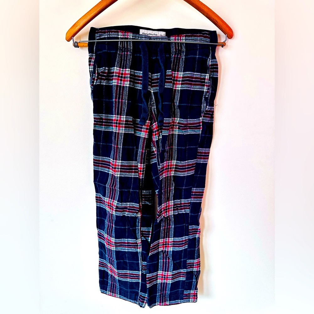 Plaid Men's Pants - Black and Red